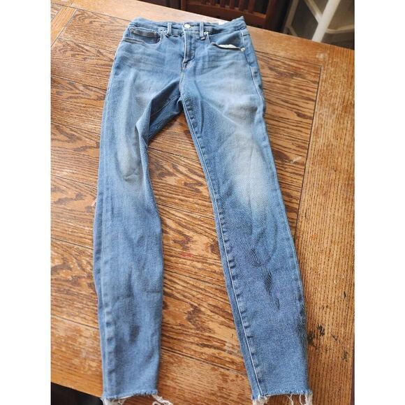 GOOD AMERICAN GOOD LEGS W/ RAW HEM JEANS SIZE 8/29 - Picture 2 of 5